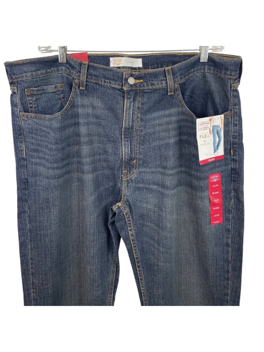 Signature Levi Strauss Relaxed Fit Flex Jeans Mens 42x30 Dark Wash - Picture 3 of 11